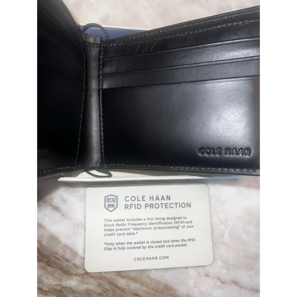 COLE HAAN MEN'S LEATHER RFID PROTECTED BIFOLD 6 POCKET WALLET BLACK (NEW in box)